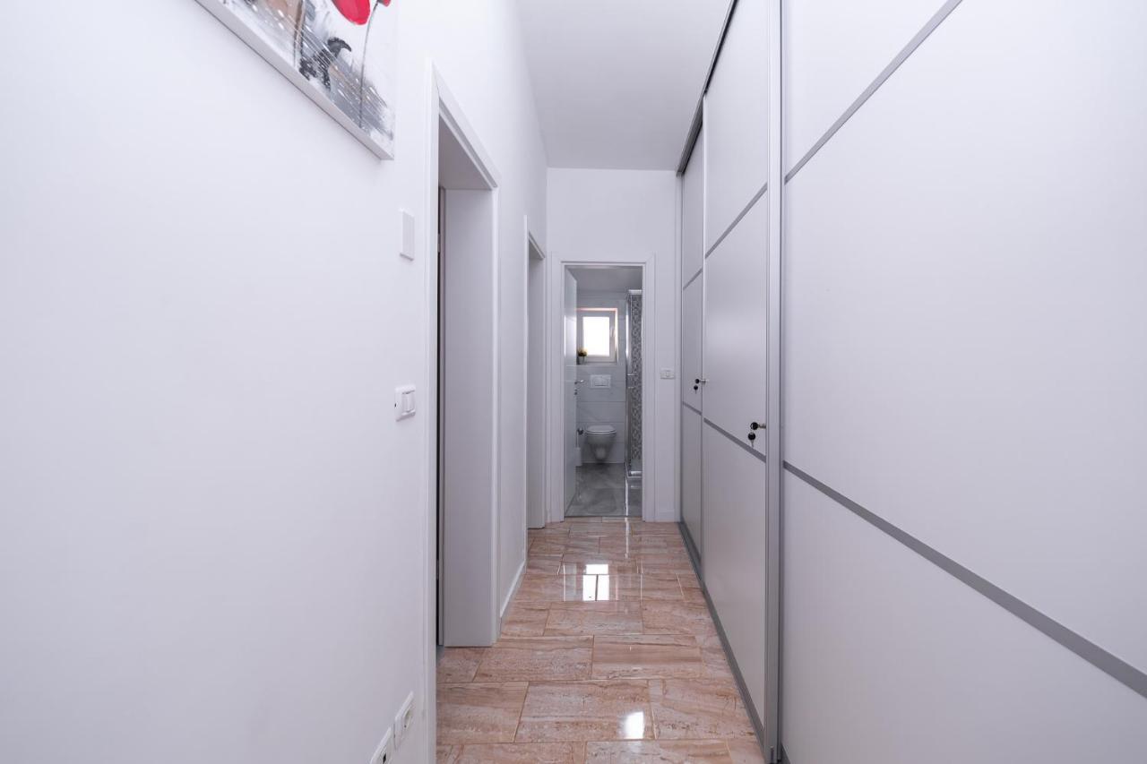 Apartment Shurida พูลา ภายนอก รูปภาพ